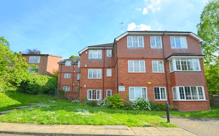 2 Bedroom Apartment To Rent In Rowan Court, Greatacre, Chesham, HP5