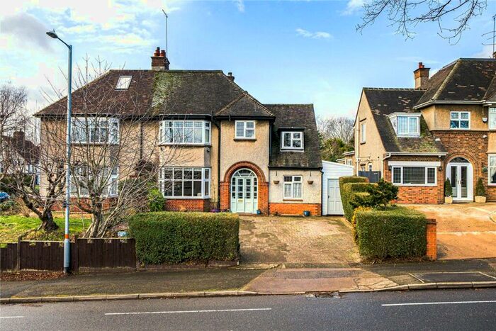 4 Bedroom Semi-Detached House To Rent In Rushmere Road, Northampton, NN1