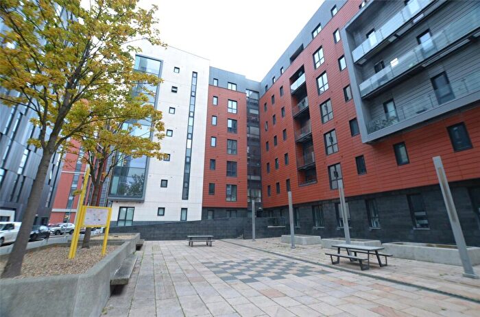 2 Bedroom Apartment For Sale In Plaza Boulevard, Liverpool, Merseyside, L8