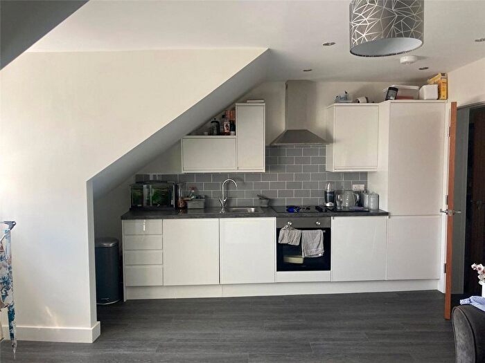 1 Bedroom Flat To Rent In Lawrence Street, York, North Yorkshire, YO10