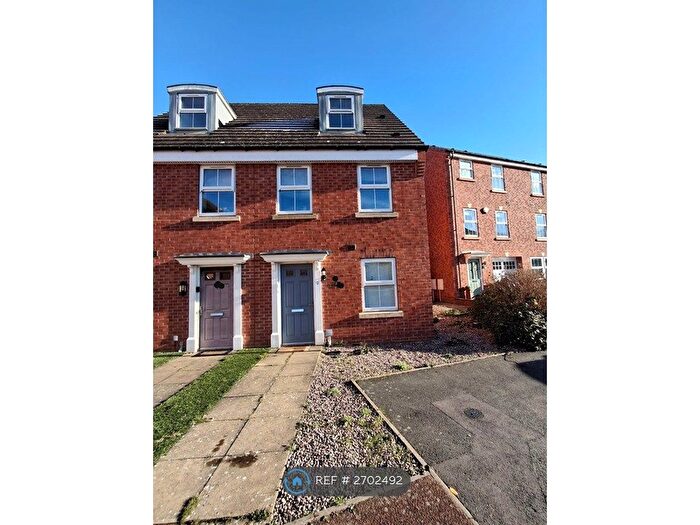 3 Bedroom Semi Detached House To Rent In Snitterfield Drive, Shirley, Solihull, B90