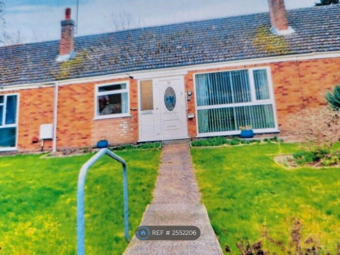 2 Bedroom Bungalow To Rent In Manor Walk, Lowestoft, NR33