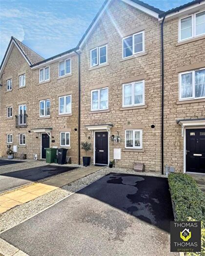 3 Bedroom Town House For Sale In Sapphire Way, Brockworth, GL3