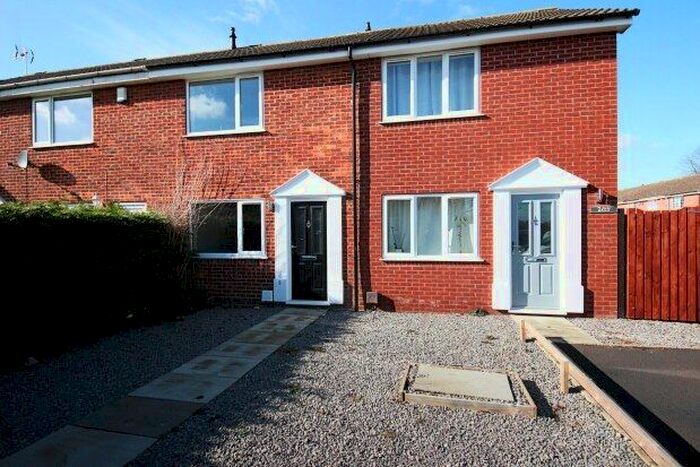 2 Bedroom Semi-Detached House To Rent In Fairfax Croft, York, YO23