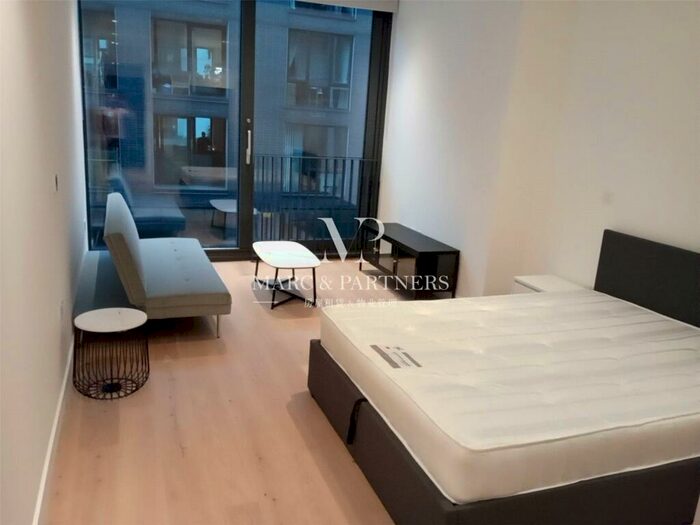 Apartment To Rent In Makers Building, Jasper Walk, London Greater London, N1