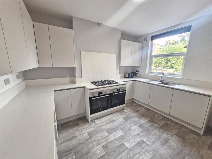 6 Bedroom Terraced House To Rent In £pppw Excl Bills - Brand New Bed Student House -, NG7