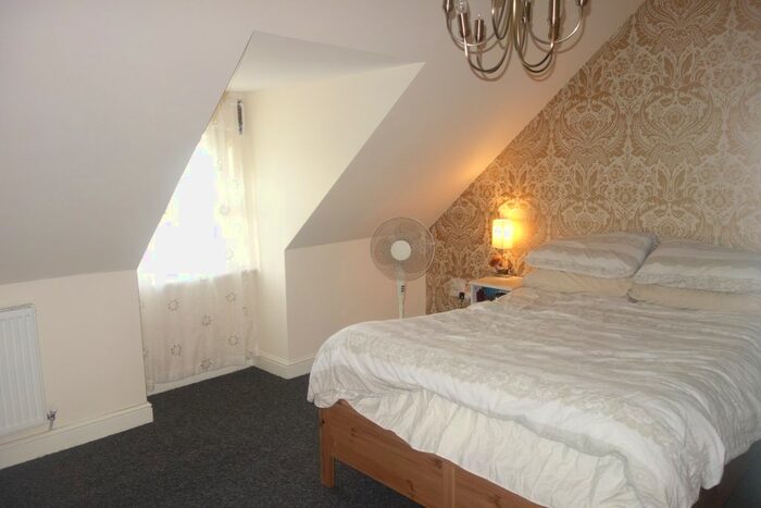 3 Bedroom Flat To Rent In Abbeymill Court, Wavertree, Liverpool, L15