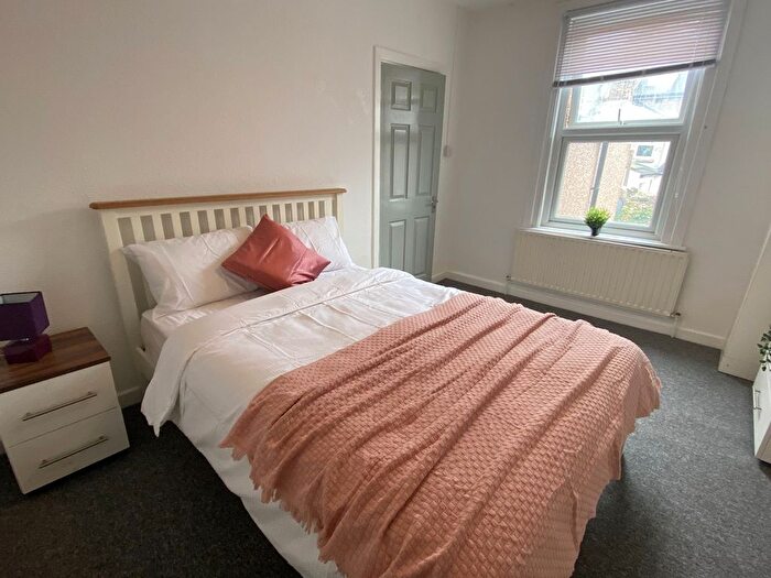 4 Bedroom Terraced House To Rent In Glen Park, Bristol, BS5