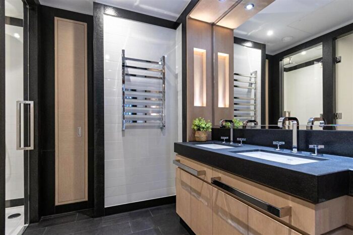 2 Bedroom Apartment To Rent In Legacy Building, Embassy Gardens, SW11
