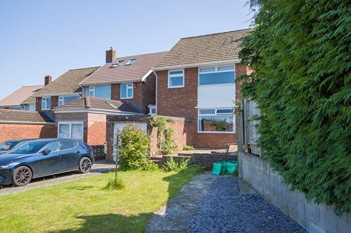 3 Bedroom Detached House For Sale In Pant-Y-Celyn Road, Llandough, CF64