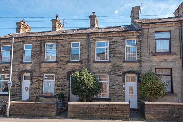 3 Bedroom Terraced House For Sale In Gordon Street, Sutton In Craven, BD20