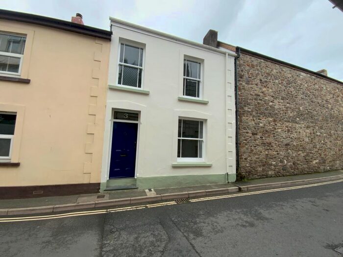3 Bedroom Terraced House To Rent In Old Pottery Mews, North Road, Bideford, EX39