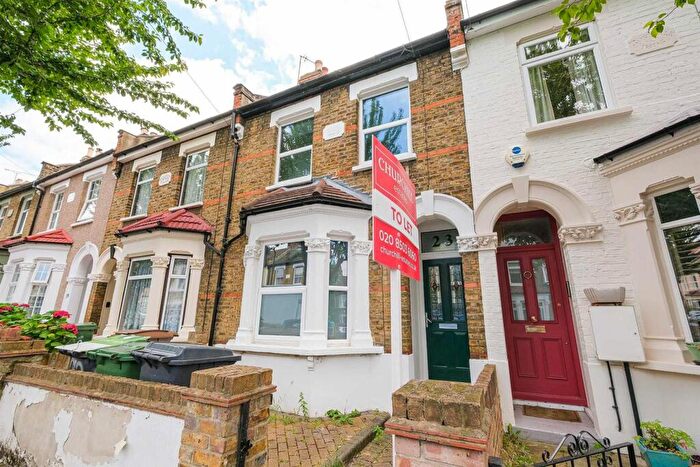 Studio To Rent In Chestnut Avenue North, Walthamstow, E17