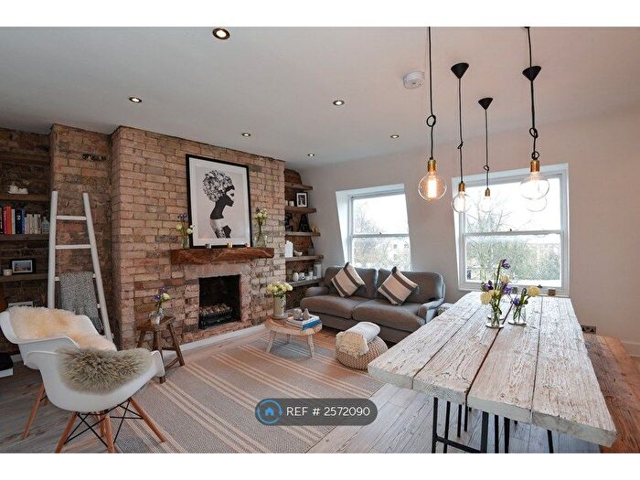 2 Bedroom Flat To Rent In Highgate West Hill, London, N6