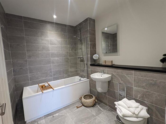 2 Bedroom Apartment For Sale In Aldersey Street, Liverpool, L3