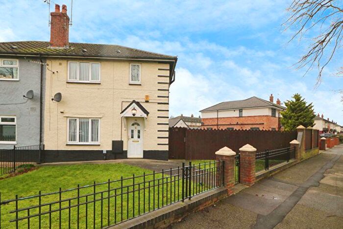 3 Bedroom Semi Detached House For Sale In North Road, Hull, HU4