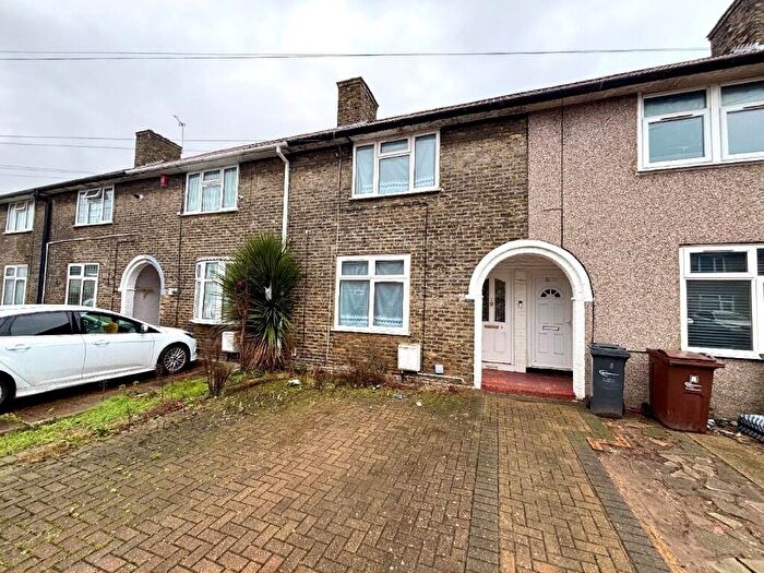 2 Bedroom Terraced House To Rent In Hatfield Road, Dagenham, London, RM9