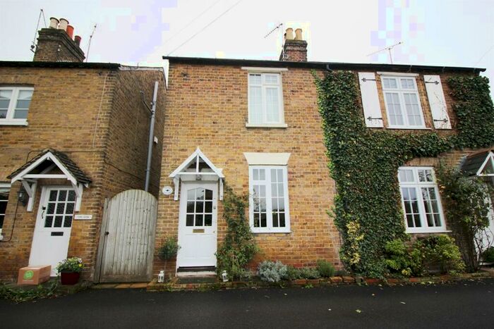 2 Bedroom Semi-Detached House To Rent In Holyport Street, Maidenhead, SL6