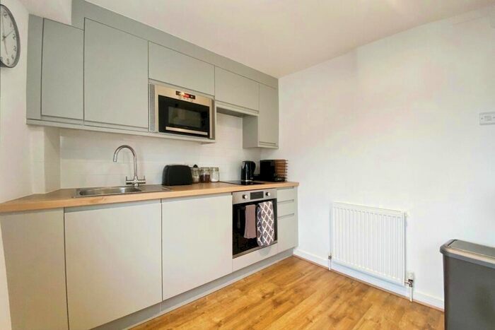 1 Bedroom Detached House For Sale In Church Stile Lane, Woodbury, Exeter, EX5
