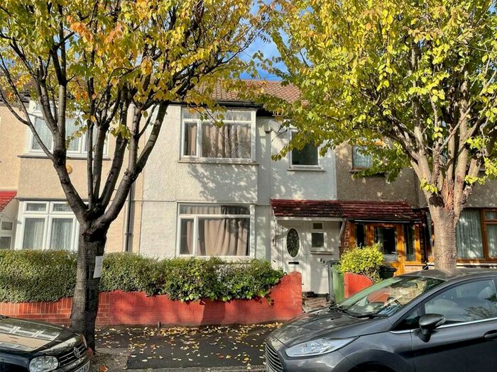 3 Bedroom Terraced House To Rent In Janson Road, London, E15