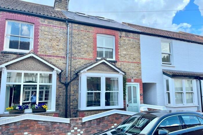 2 Bedroom Terraced House To Rent In Station Road, Claygate, Esher, KT10
