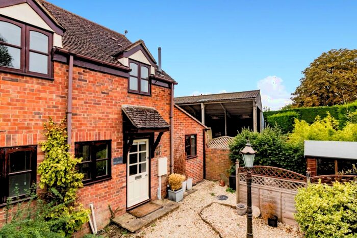 2 Bedroom End Of Terrace House To Rent In Townsend, Marsh Gibbon, OX27