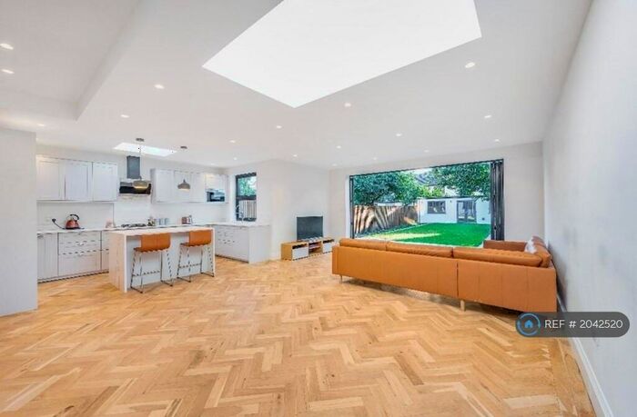 6 Bedroom Semi-Detached House To Rent In Huxley Gardens, London, NW10