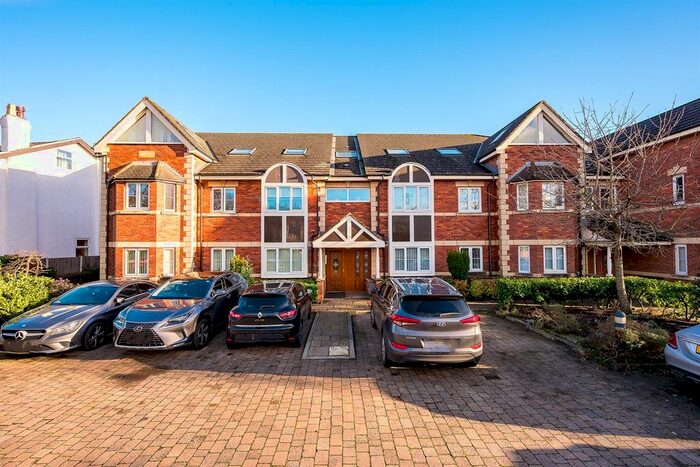 2 Bedroom Flat To Rent In The Gowery, Church Road, Formby, L37