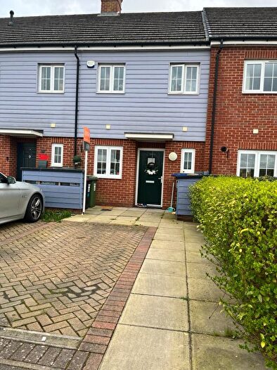 2 Bedroom Terraced House To Rent In Long Furlong Drive, Slough, SL2