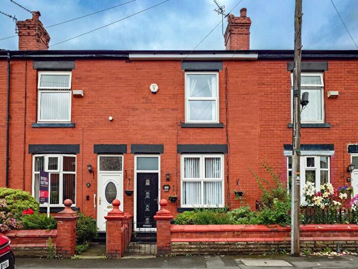 2 Bedroom Terraced House For Sale In Elm Grove, Hyde, Greater Manchester, SK14