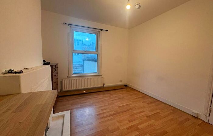 Studio To Rent In Endwell Road, Brockley, SE4