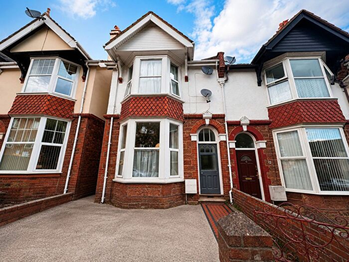 1 Bedroom Flat To Rent In Church Street, Paignton, TQ3