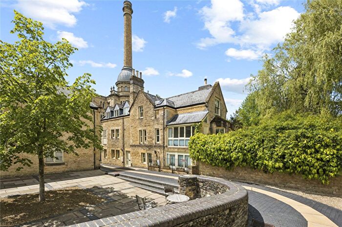 4 Bedroom Semi-Detached House For Sale In Bliss Mill, Chipping Norton, Oxfordshire, OX7