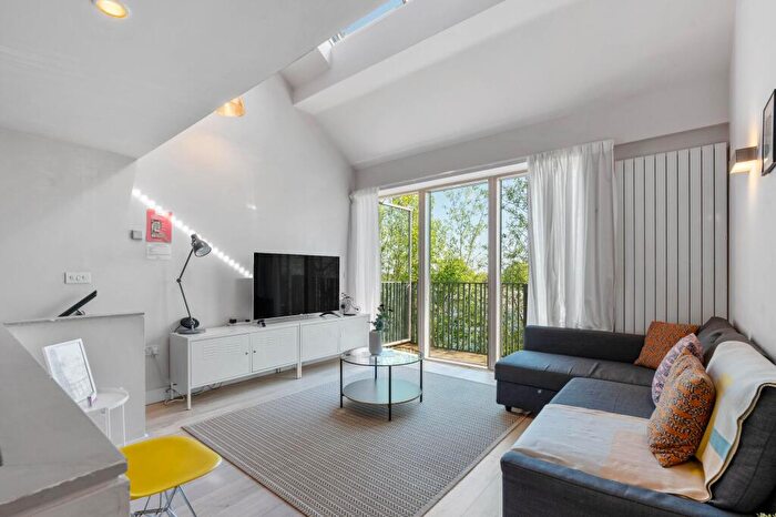 4 Bedroom Terraced House For Sale In The Cable Yard, Electric Wharf, Coventry, CV1