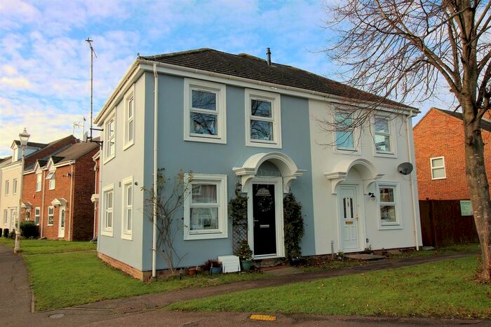 2 Bedroom Terraced House To Rent In Watermeadow, Aylesbury HP19