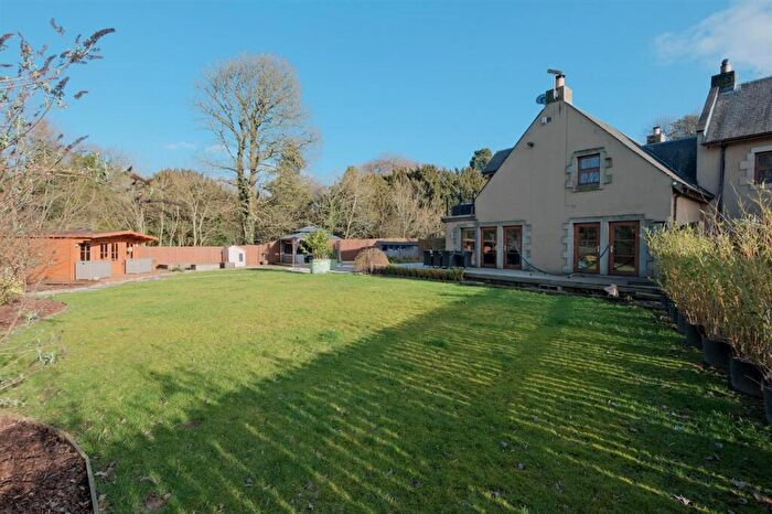 4 Bedroom Terraced House For Sale In Crossbow Gardens, Blantyre, G72