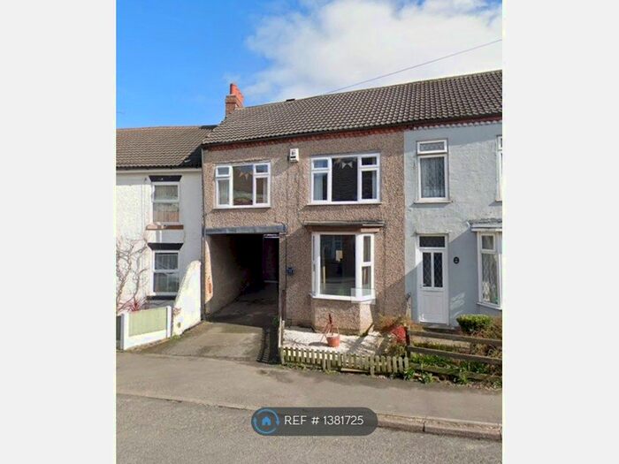 3 Bedroom Terraced House To Rent In Market Street, Alfreton, DE55