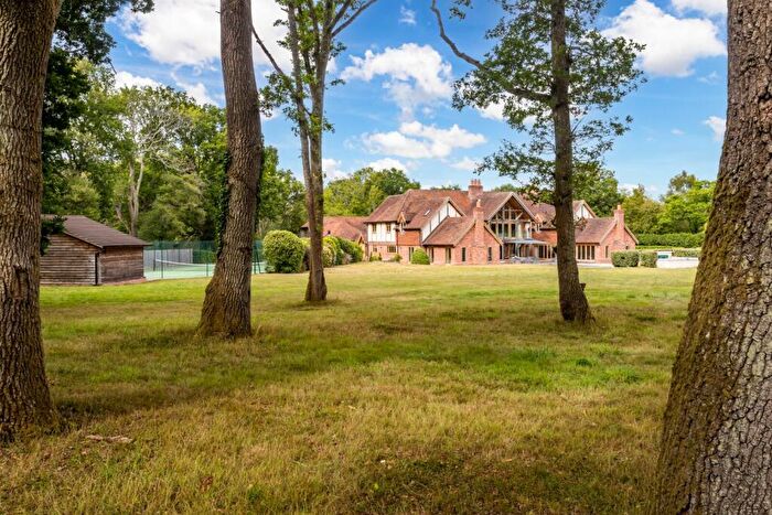 7 Bedroom Detached House For Sale In The Forestry Road, Plaistow, Billingshurst, West Sussex, RH14