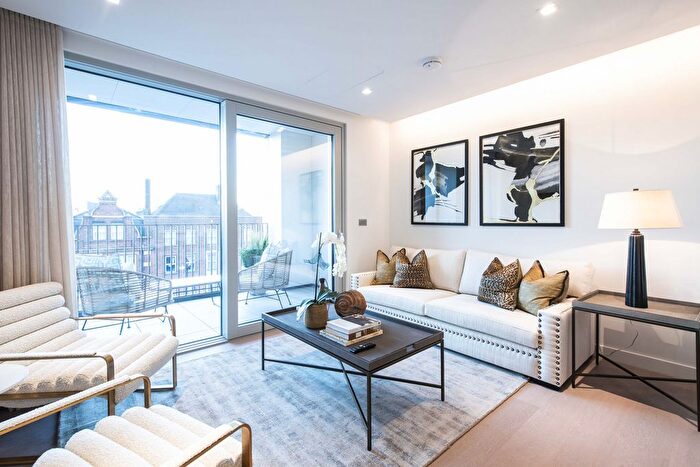 2 Bedroom Flat To Rent In Edgware Road, London, W2