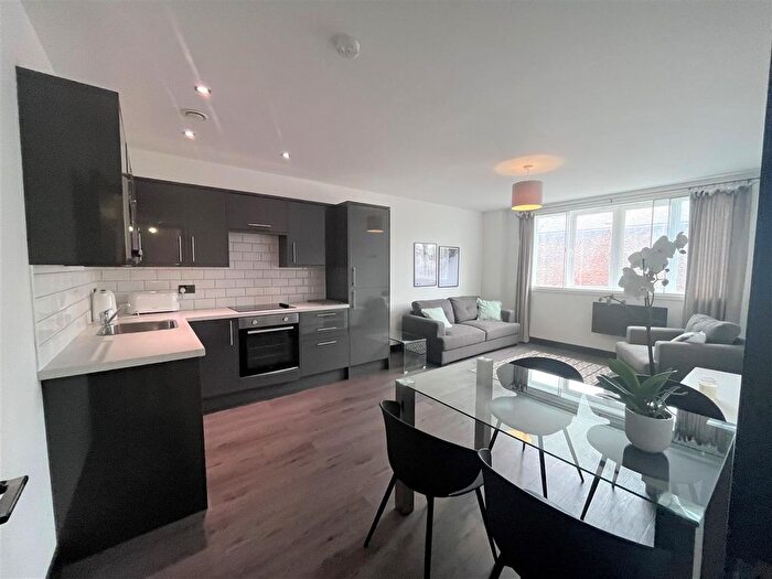 2 Bedroom Flat To Rent In North John Street, Liverpool, L2