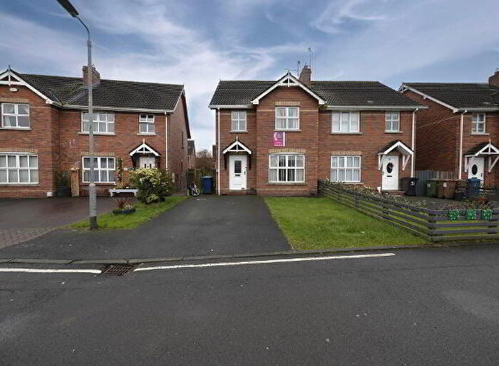 3 Bedroom Semi-Detached House For Sale In Oakfields, Craigavon, BT65