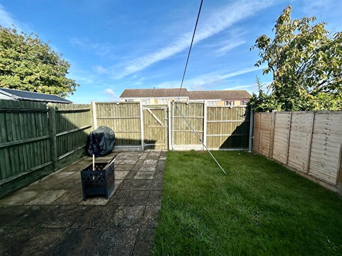 3 Bedroom Terraced House To Rent In Spruce Hill, Harlow, CM18