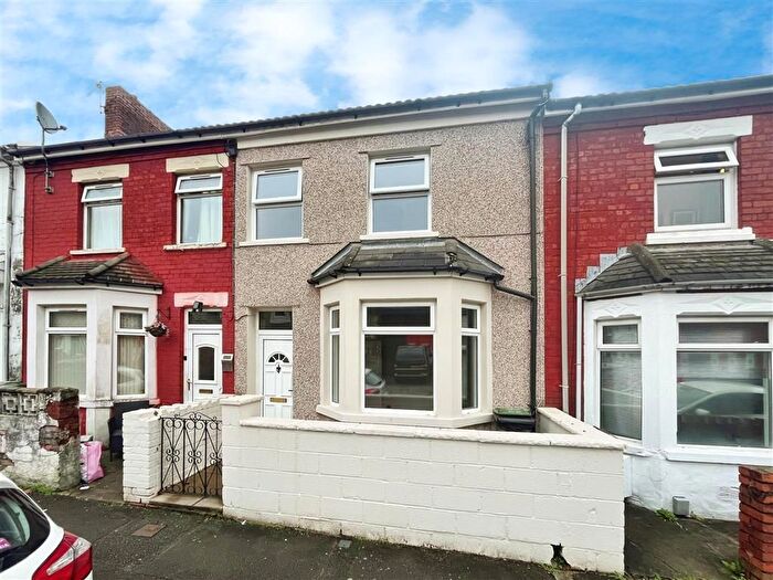 4 Bedroom Property To Rent In Oxford Street, Pontypridd, CF37