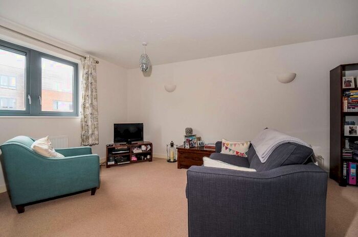 1 Bedroom Flat To Rent In St. Georges Grove, London SW17