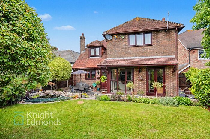 4 Bedroom Detached House For Sale In Hill Green Road, Stockbury, ME9