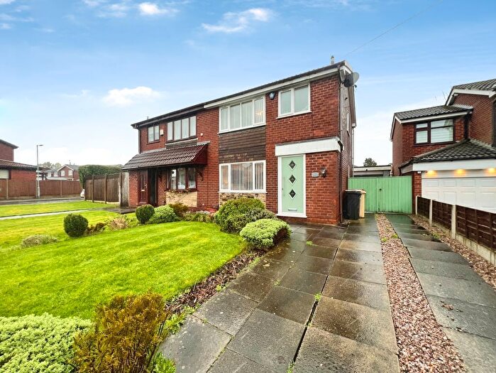 3 Bedroom Semi Detached House For Sale In Somerton Road, Breightmet, BL2