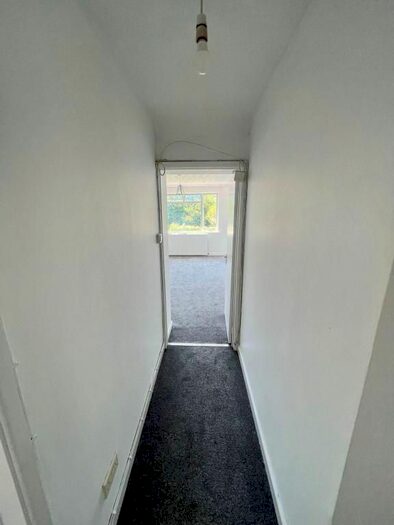 2 Bedroom Flat To Rent In Mill Street, Gowerton, Swansea, SA4