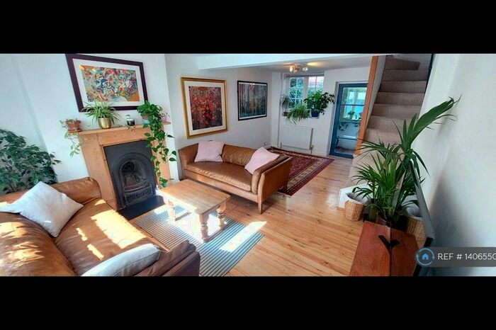 3 Bedroom Terraced House To Rent In Margaret Street, Brighton, BN2