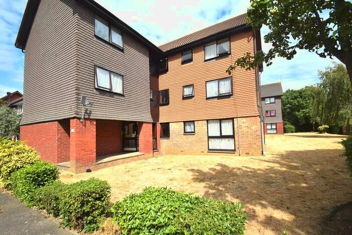 1 Bedroom Flat To Rent In Ryeland Close, West Drayton, Middlesex, UB7