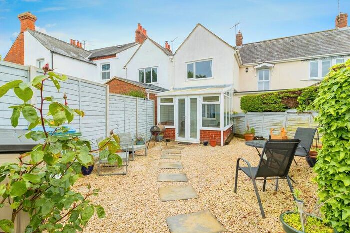 2 Bedroom Terraced House For Sale In High Street North, Stewkley, Leighton Buzzard, LU7
